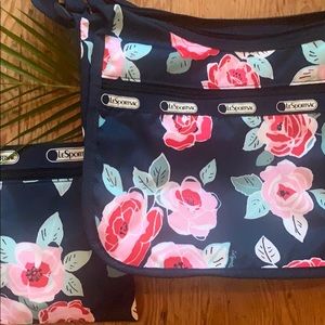 Lesportsac Classic Hobo W/Pouch NWOT